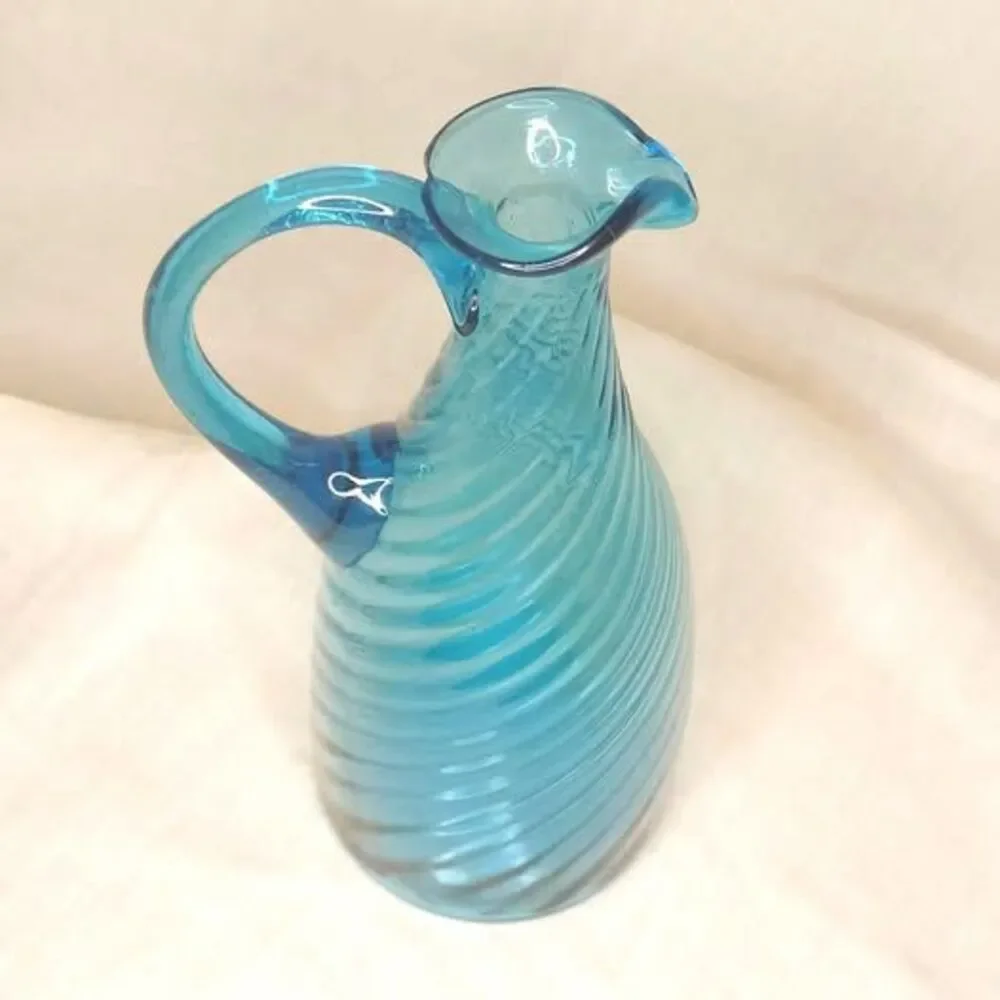 Handblown Italy 8 inch Swirl Blue Art Glass Carafe Ewer Cruet